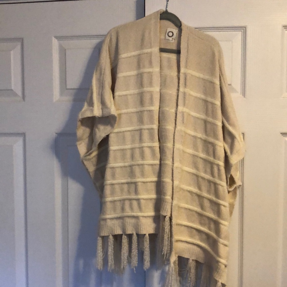 Anthropologie Miette cozy kimono ivory. Super soft! One size fits most.
